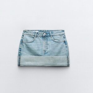 Zara, NWT, size M, light blue TRF Denim Mini Skirt